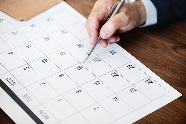 Calendar Dates Desk
